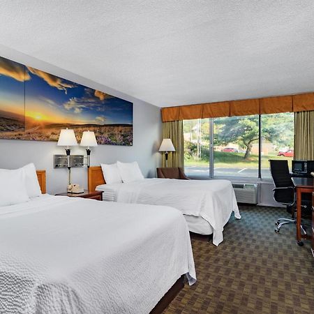 Days Inn By Wyndham Cambridge Kültér fotó