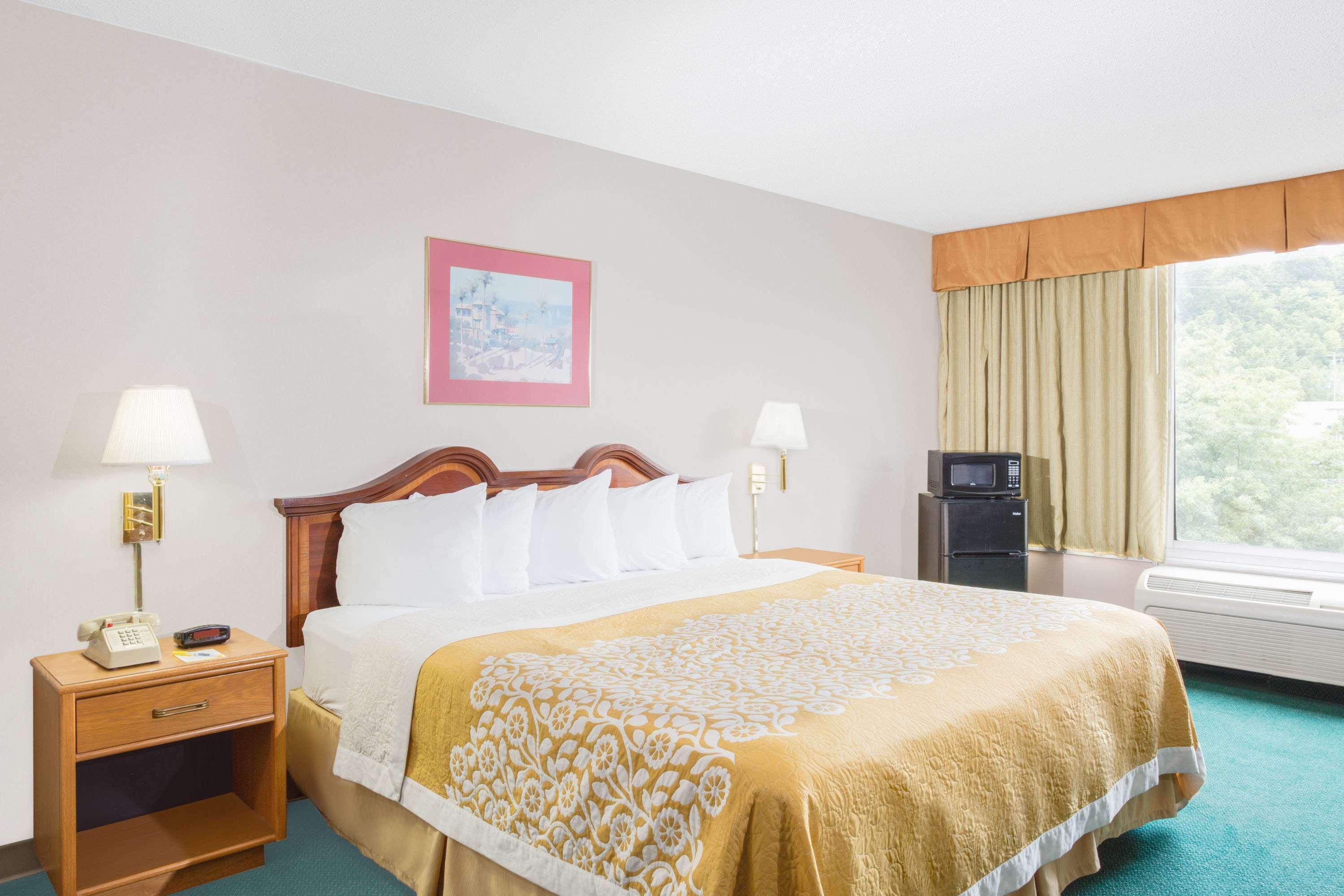 Days Inn By Wyndham Cambridge Kültér fotó