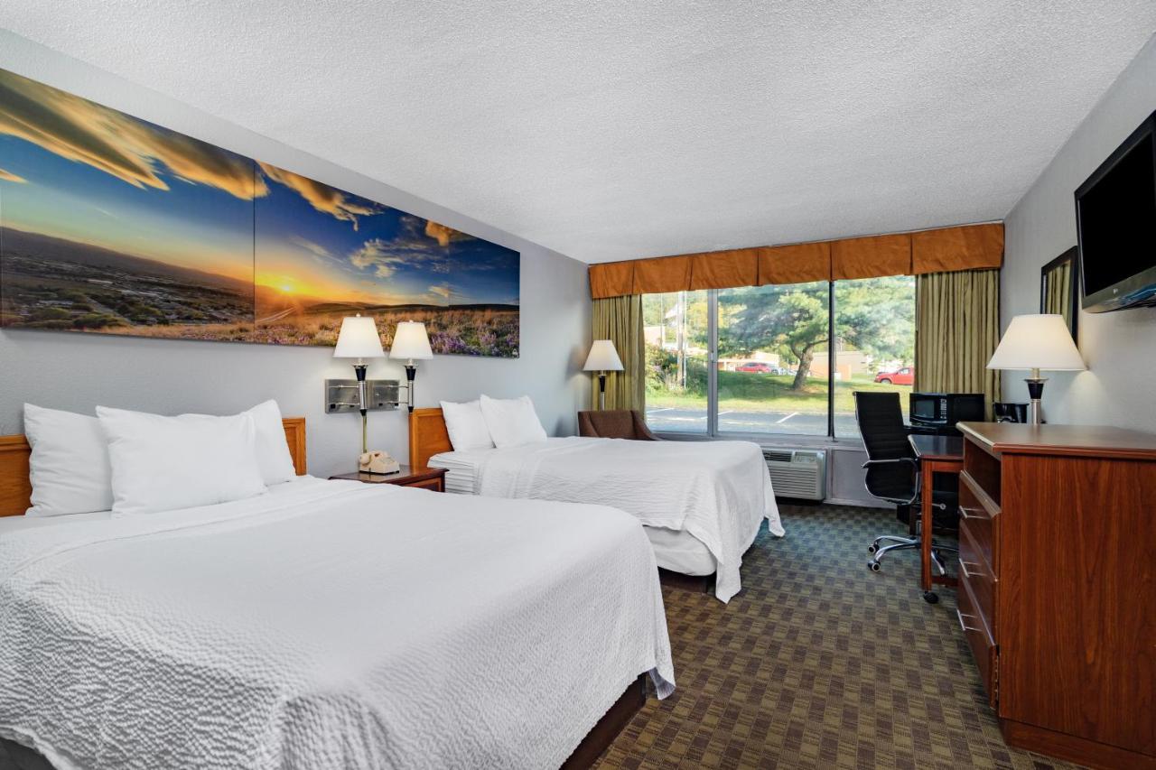 Days Inn By Wyndham Cambridge Kültér fotó